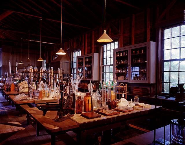 Edison's Lab in Florida.jpg